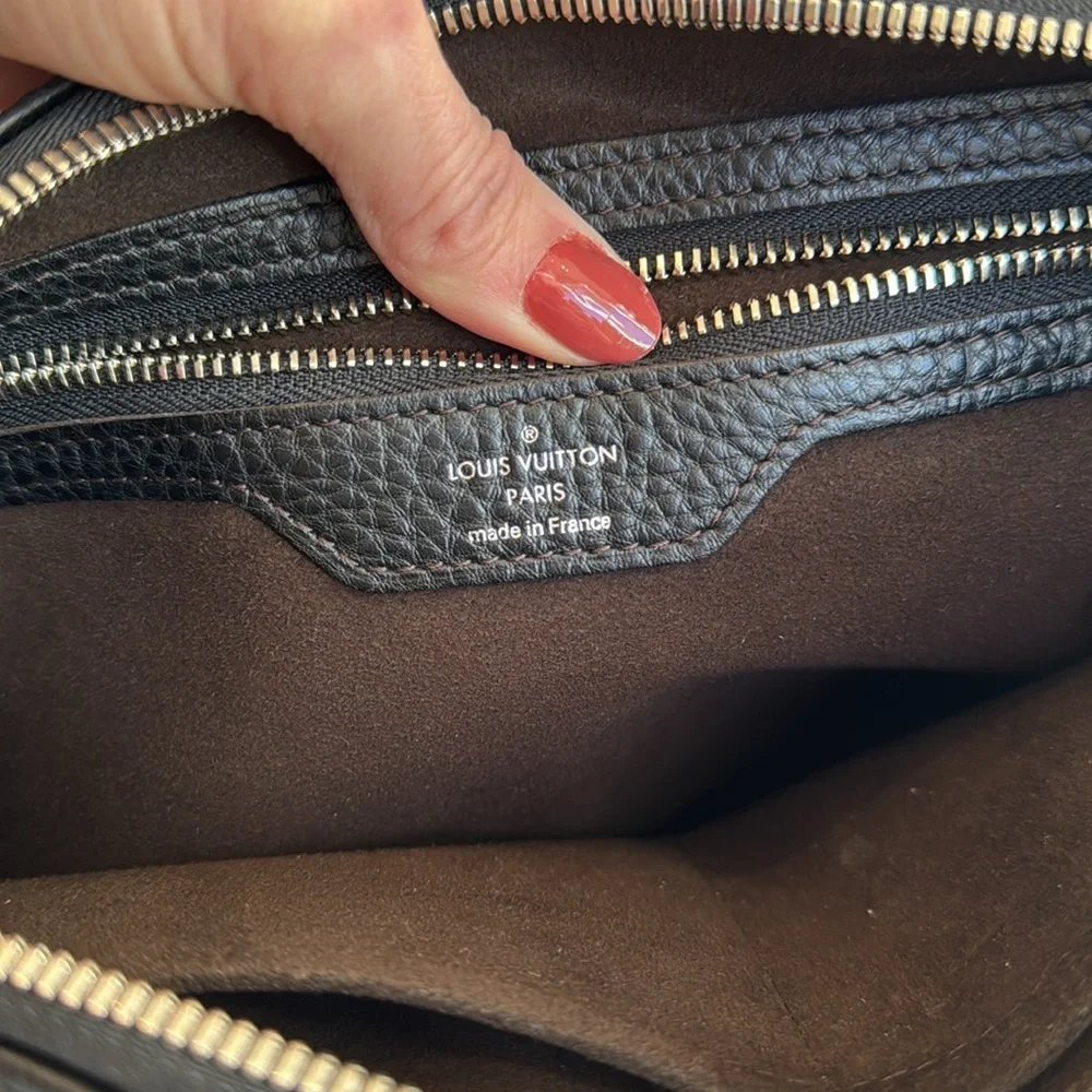 Louis Vuitton Black Hobo Bag - Picture 8 of 13